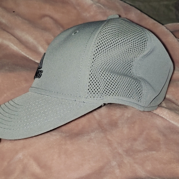 Grey Adidas Climate - Picture 3 of 3